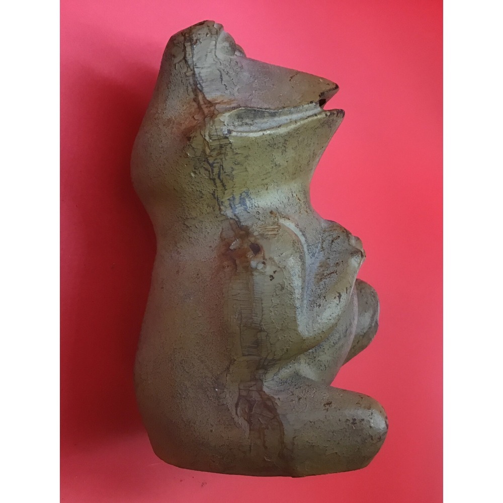 Vintage Cast Iron Frog Bank, Sitting Pose - Picture 4 of 11